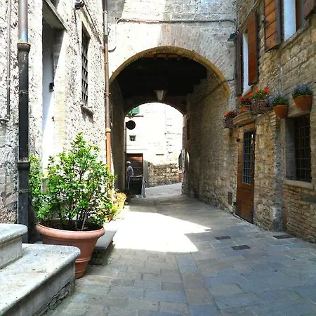 Πανσιόν In Centro 3*